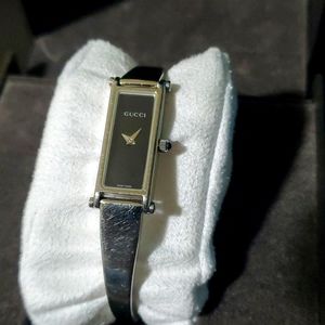 Gucci Watch 1500L 12.1mm Women's Black X Silver